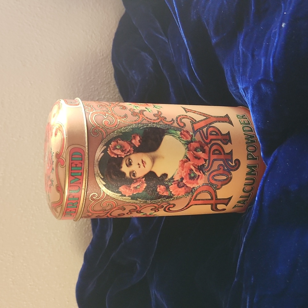 Vintage Art Nouveau Tin